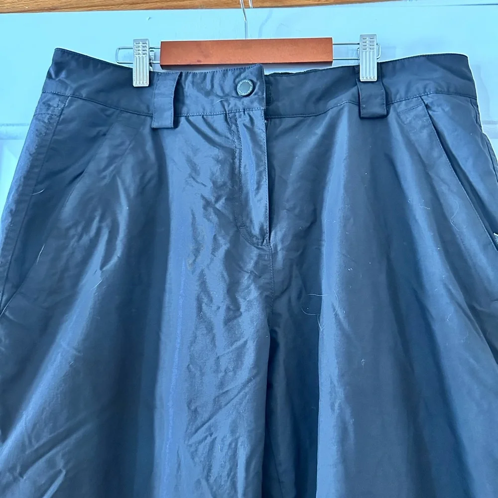 OBERMEYER Women’s Black Insulated Ski pants. Size 12.‎